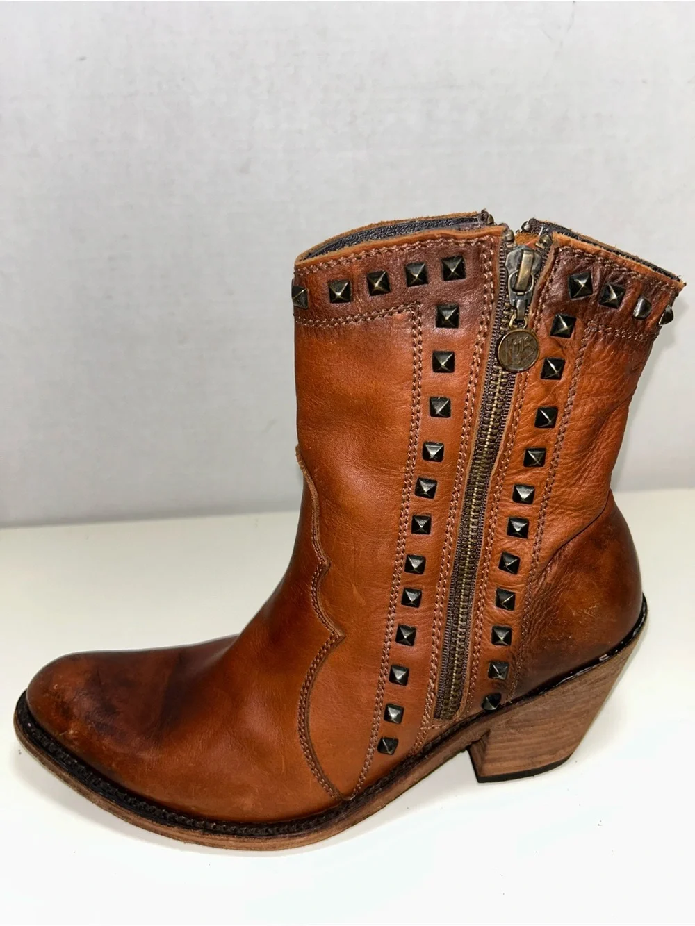 Liberty Black Delano Cotto Brown Distressed Leather Studded Western Cowboy Boot